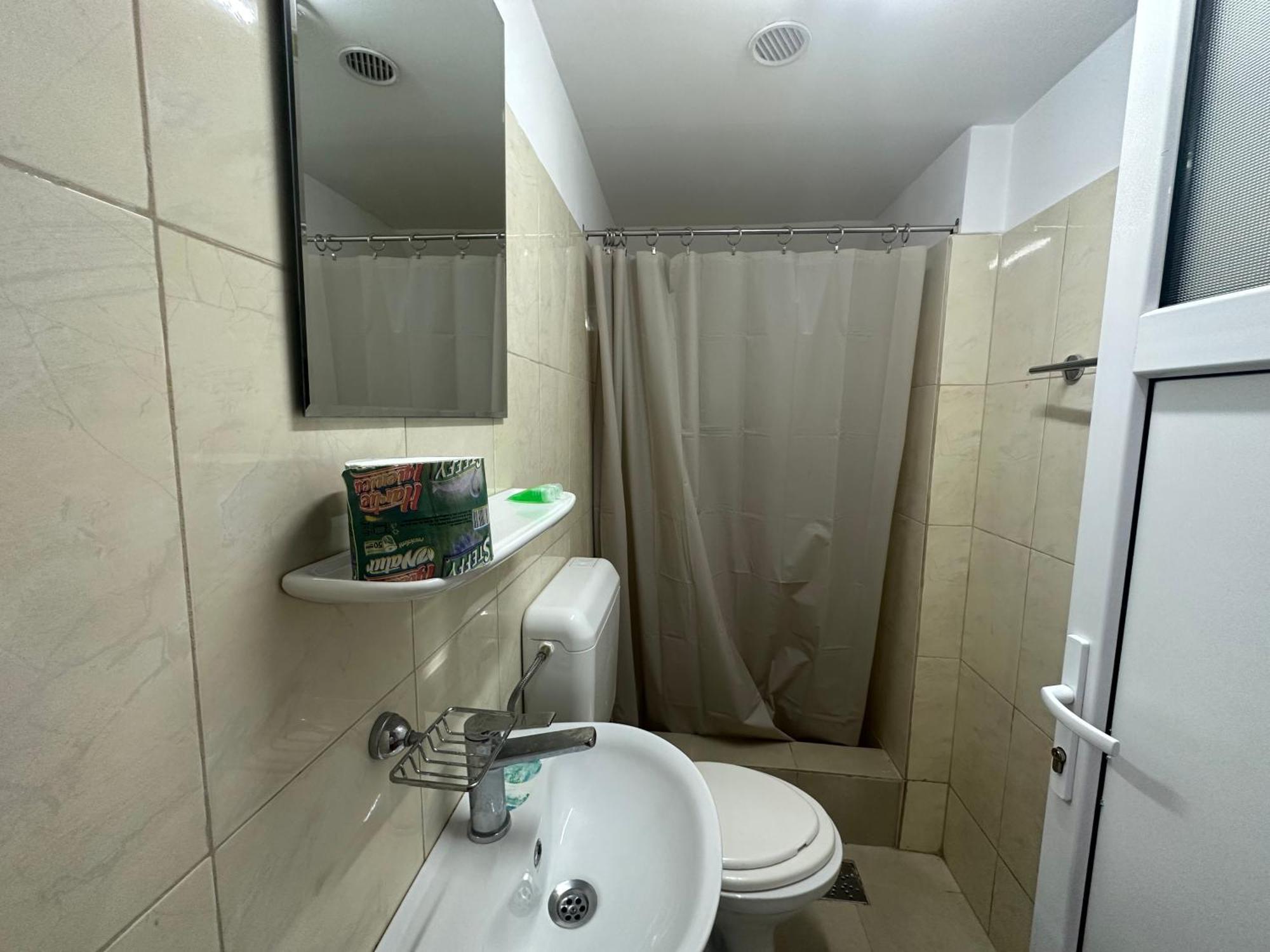 Casa Rustic Cazare ピテシュティ エクステリア 写真